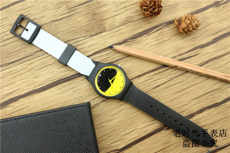 Reloj de pulsera con movimiento japonés para hombre y mujer, accesorio de marca Original a la moda, color mezclado, regalo