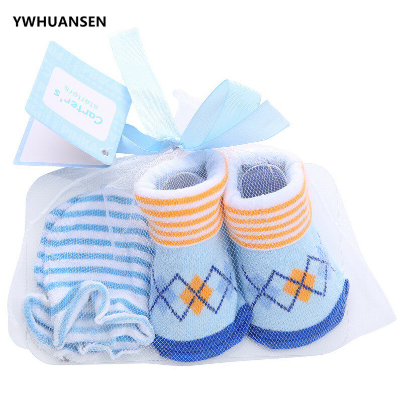 2 Pairs/lot Gift Present Cute Striped Dot Newborn Girls Boys Socks+Gloves In A Gift Bag Excellent Baby Shower Registry