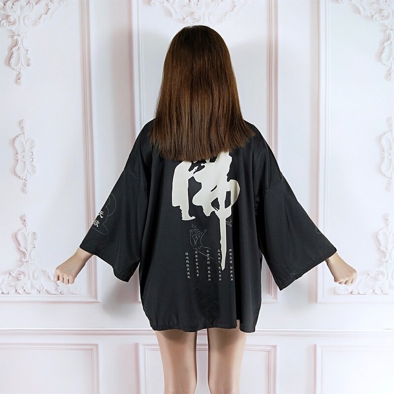 Jepang Musim Panas Vintage Wanita Hitam Kimono Harajuku Gothic Huruf Grafis Wanita Kemeja Cardigan Oversize Blus Pasangan Pakaian