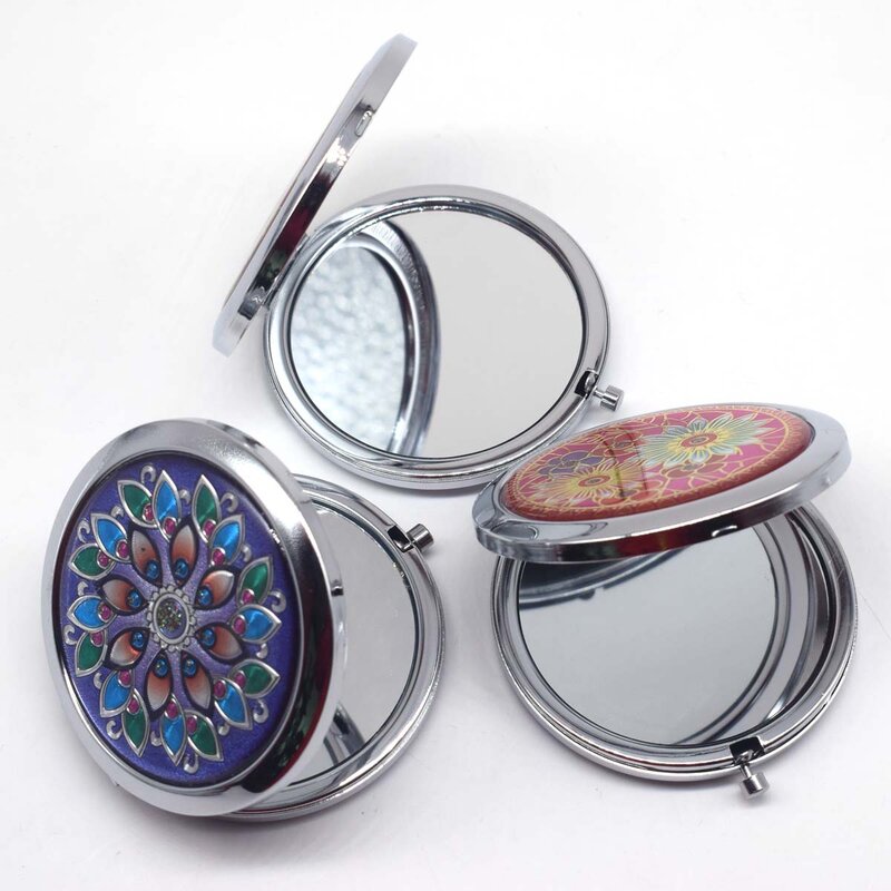 Draagbare Opvouwbare Pocket Metalen Make-Up Compacte Spiegel Vrouw Cosmetische Mini Beauty Normale Vergrootglas Spiegel Dubbele Kanten Spiegels