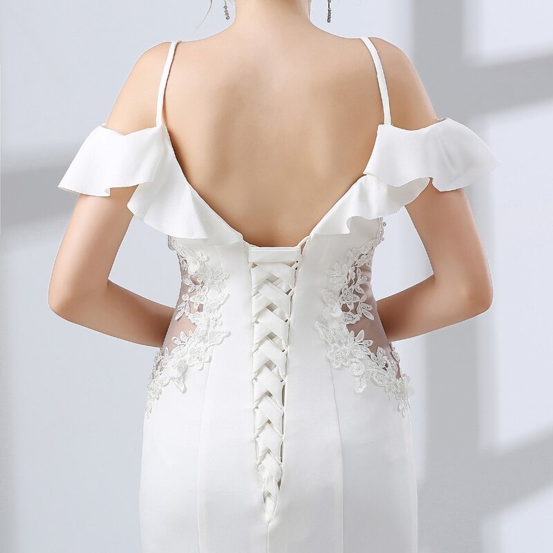 JaneVini Elegante Branco Frisado Apliques de Longo Da Dama de honra Vestidos de Cintas de Espaguete Mangas Backless Da Sereia Formal Prom Vestidos