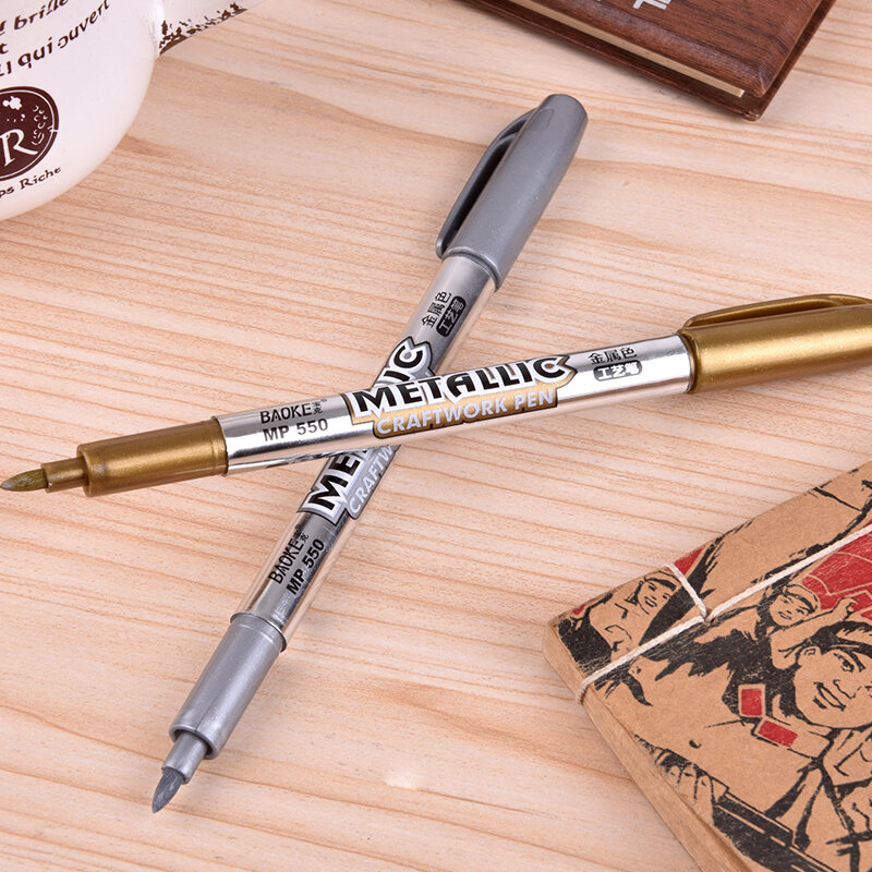 Cancelleria creativa penna del mestiere del Metallo di colore oro e argento penna vernice 1.5mm Pennarelli Artistici