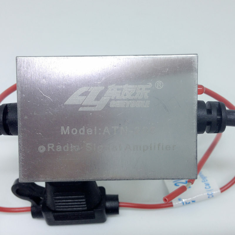 Amplificador universal 88-108 mhz 12v do impulsionador do automóvel do amplificador de sinal de fm da antena do carro do metal da anti-interferência