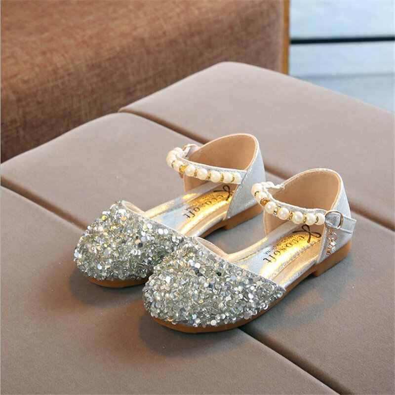 슈퍼 완벽한 디자인 2019new 여자 샌들 봄 가을 아기 공주 장식 조각 작은 가죽 신발 진주 어린이 캐주얼 신발