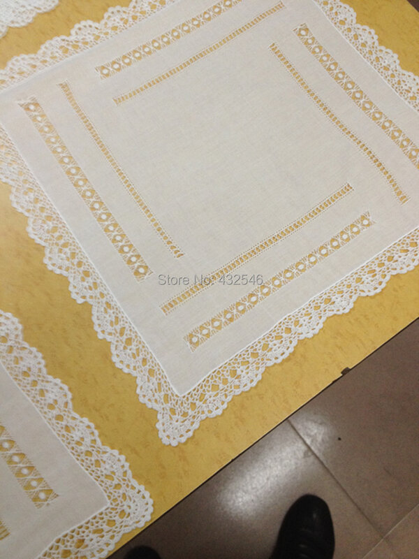 Mouchoirs en coton pour femmes | 4 pièces/lot, White100 % coton, 15x15 ", bords en dentelle brodée au crochet élégant pour la mariée