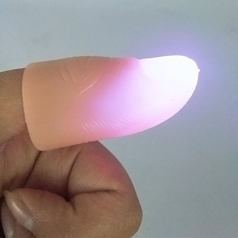 2 sztuk podświetlane magiczne pojedyncze światło palec śmieszne światła LED migające palce magiczna sztuczka rekwizyty Light-Up zabawki na święta