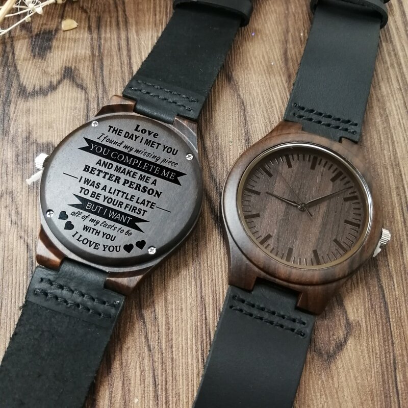 Relógio personalizado de madeira para presentes do namorado dos homens gravado confirmar texto para o relógio preto do sândalo não pode mudar o texto