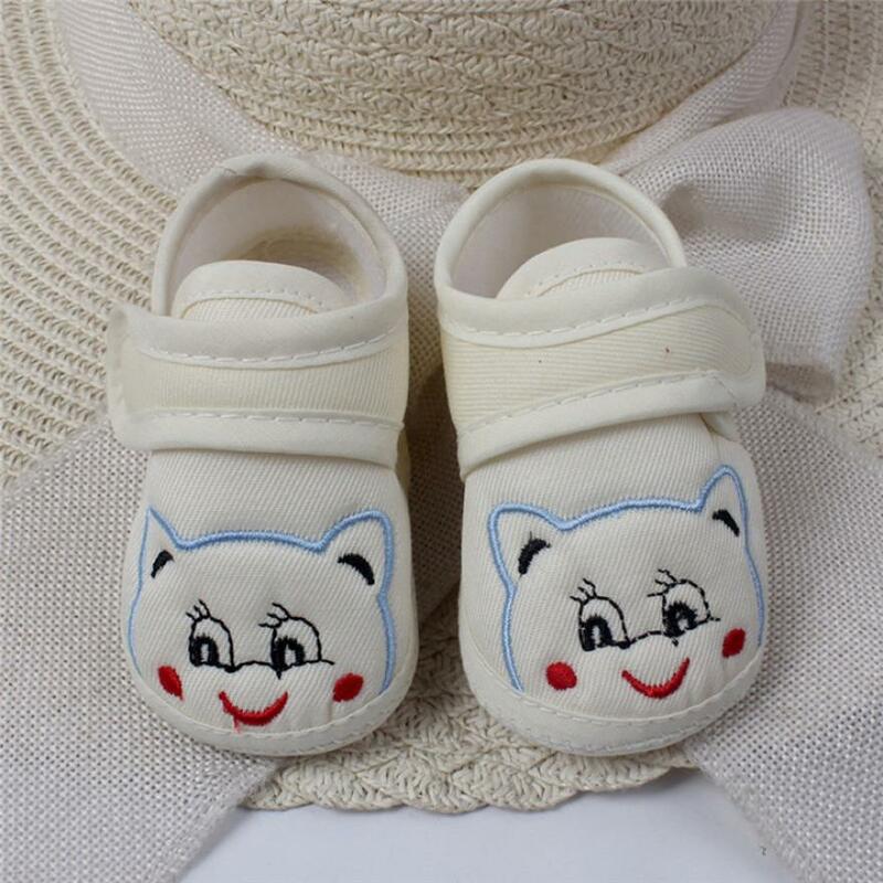 Bebê recém-nascido menina menino sapatos sola macia dos desenhos animados anti-deslizamento sapatos confortáveis algodão da criança sapatos de bebê primeiro andar zapatos