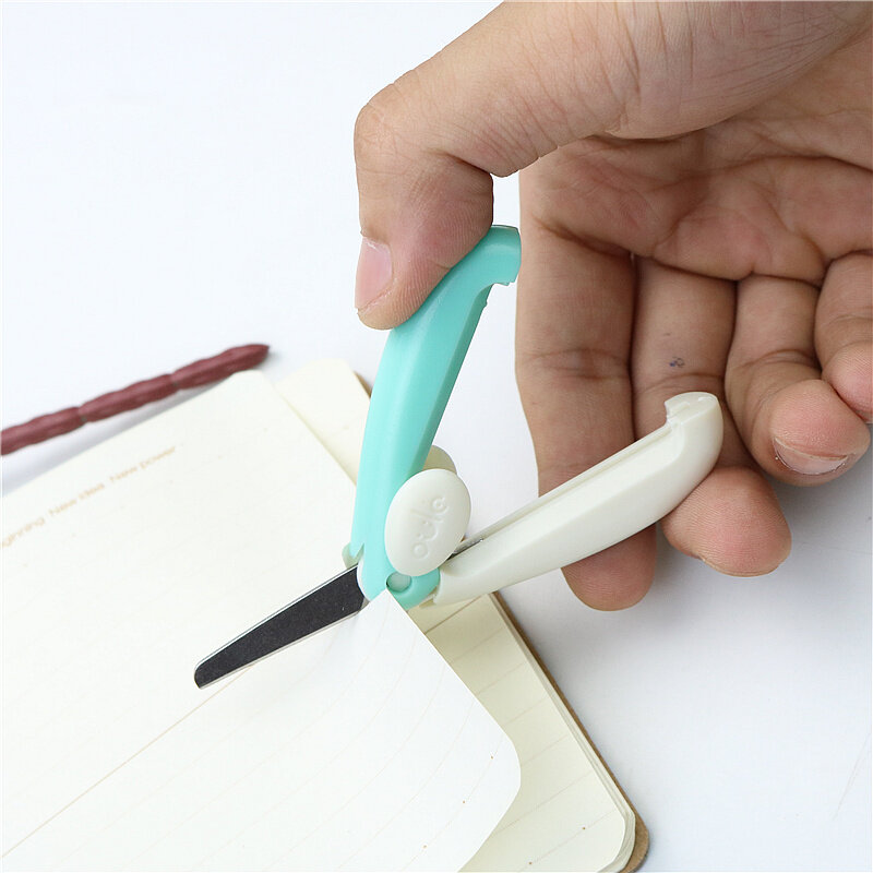 Nuevas Mini tijeras telescópicas portátiles material de papelería de seguridad para niños estudiantes tijeras de papel para cortar regalos escolares para niños