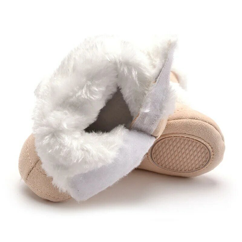Zapatos de algodón suave para madres y bebés, botas cálidas de invierno para primeros pasos, de piel sintética con bola de felpa, Unisex