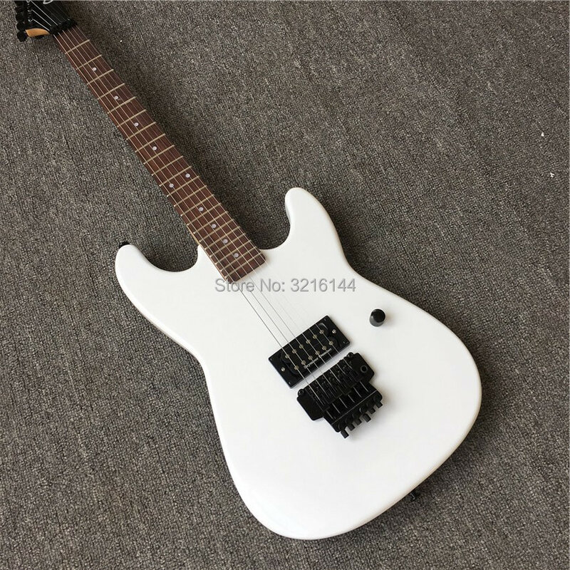 Nouvelle guitare électrique blanche à double vague, métal noir, elle peut être personnalisée selon la demande. De vraies photos