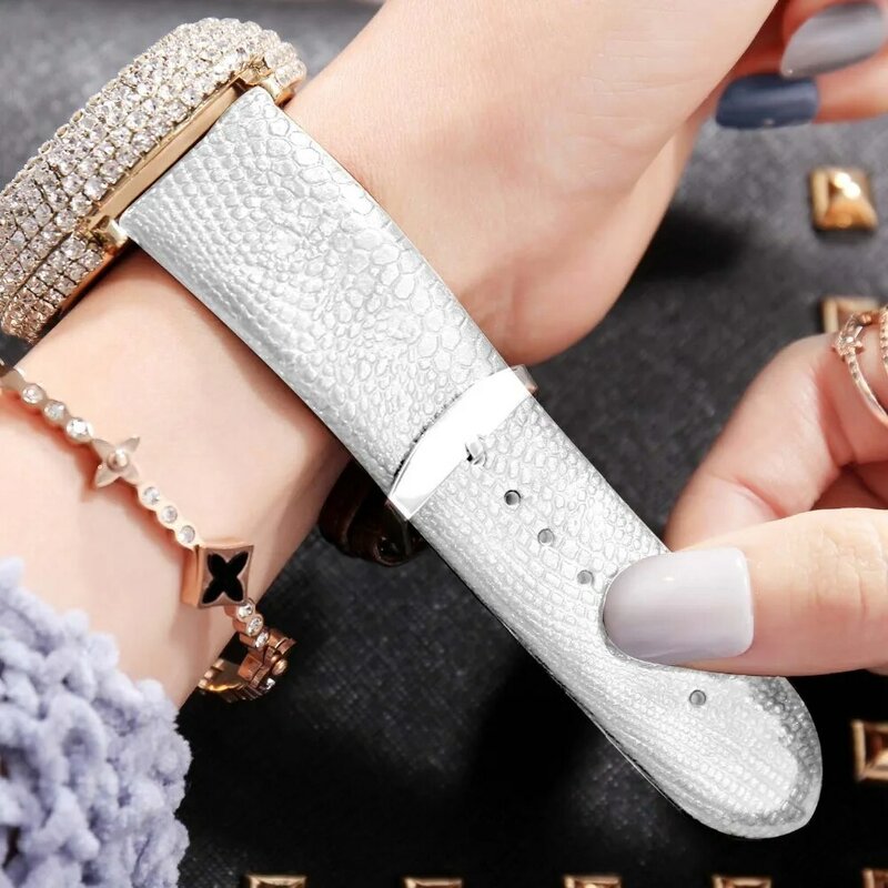 De luxe montres femmes Grand Bling Blanc Strass Montre Nouveau design de mode montres à quartz robe pour femme montre-bracelet bracelet en cuir Bracelet