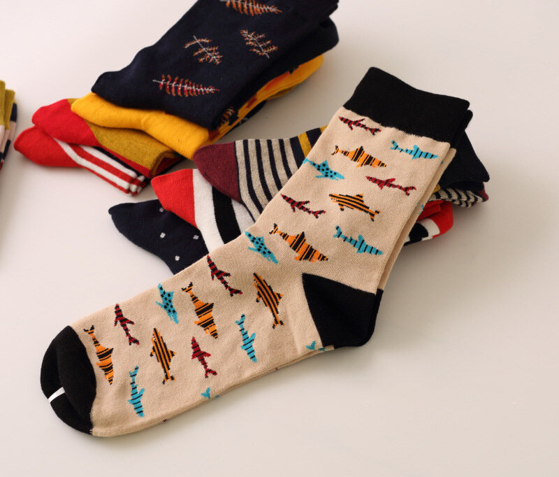 Frete grátis meias masculinas estilo novo luxuoso de algodão colorido de marca para negócios meias de homens, meias de vestir coloridas eua 7.5-12 (5 tamanhos)