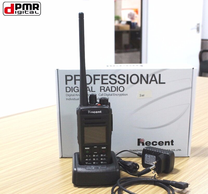 2 pc/lot Baru 4 W Profesional digital radio walkie talkie UHF 619D dPMR dua arah interfon berjalan bicara SMS w/keyboard LCD display