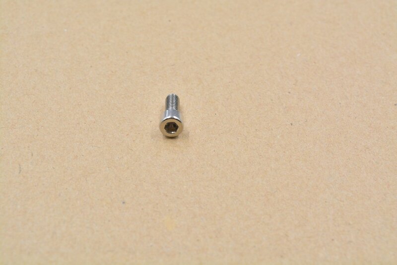 304 stainless steel screw DIN912 M4x20  socket heal  hexagon  head cap 
