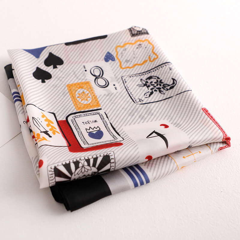 KOI LEAPING-bufanda de seda para mujer, pañuelo pequeño cuadrado con estampado de tarjetas, de 70x70cm, ideal para regalo