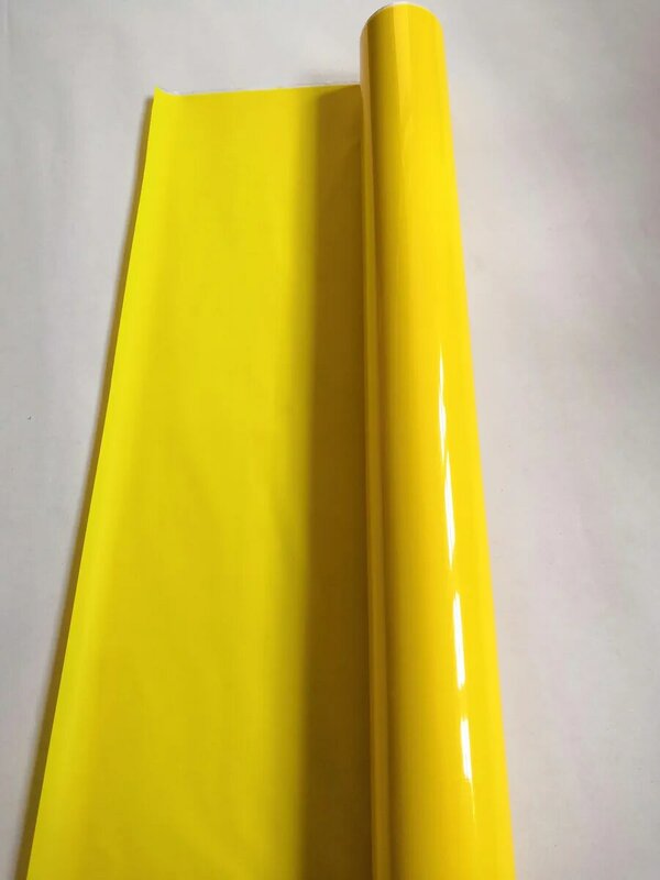 Gele kleur pigment folie X003 hot stempelen op papier of plastic 64 cm x 120 m