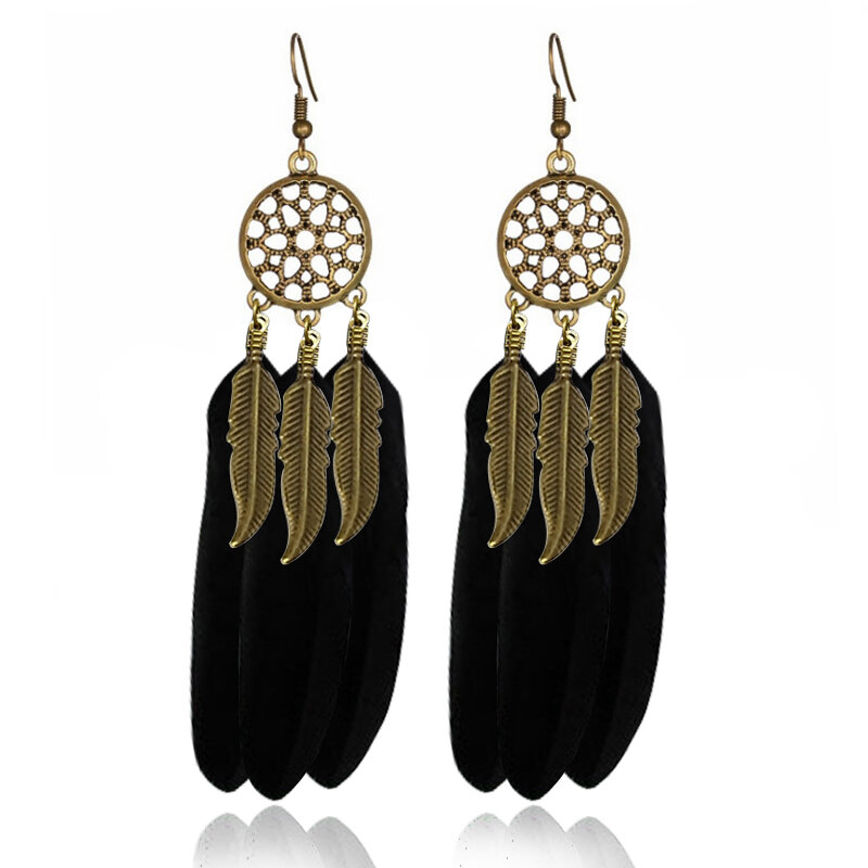 Fashion 1Pair Beautiful Women And Girl Feather Drop Earring Leaf Hollow out Vintage Bohemia Boho Feather Tassel Dreamcatcher