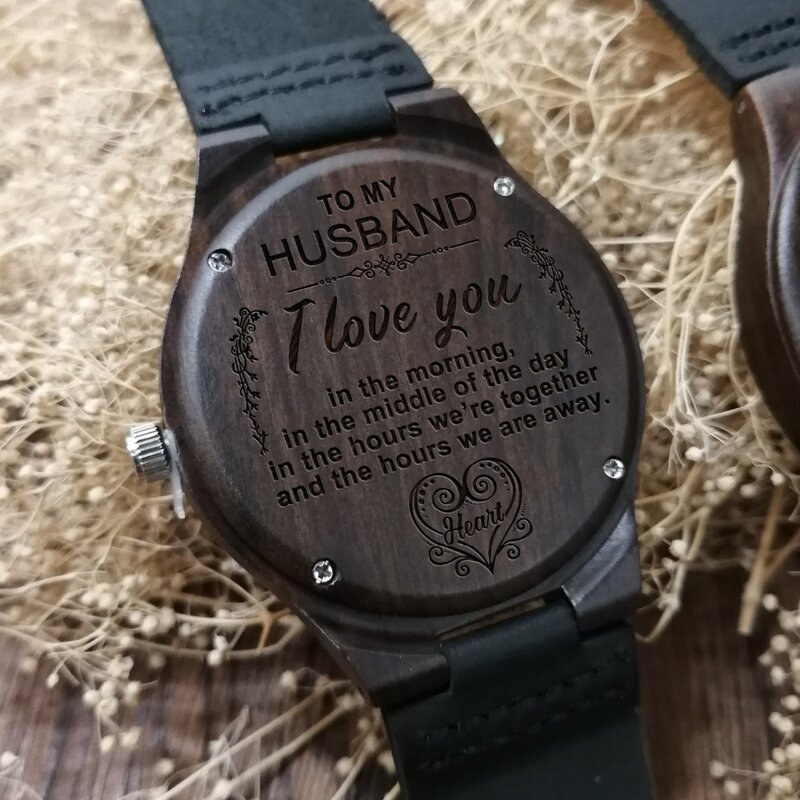 Жена моему мужу деревянные часы с гравировкой I LOVE YOU
