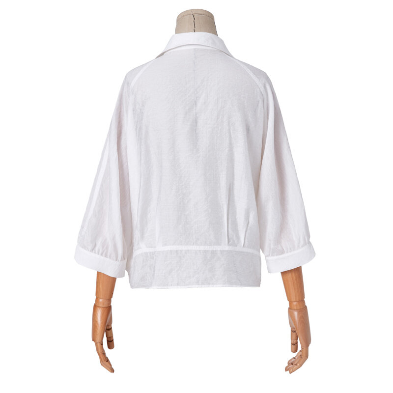 ARTKA 2019 Summer Women White Shirt Fashion Casual Special Design Loose Short Shirt Turn-down Collar Nylon Blouse SA10096C