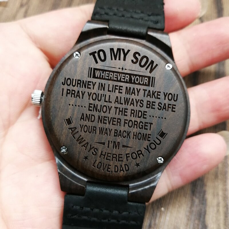 Do mojego syna grawerowany drewniany zegarek nigdy nie zapomnij o drodze powrotnej do domu