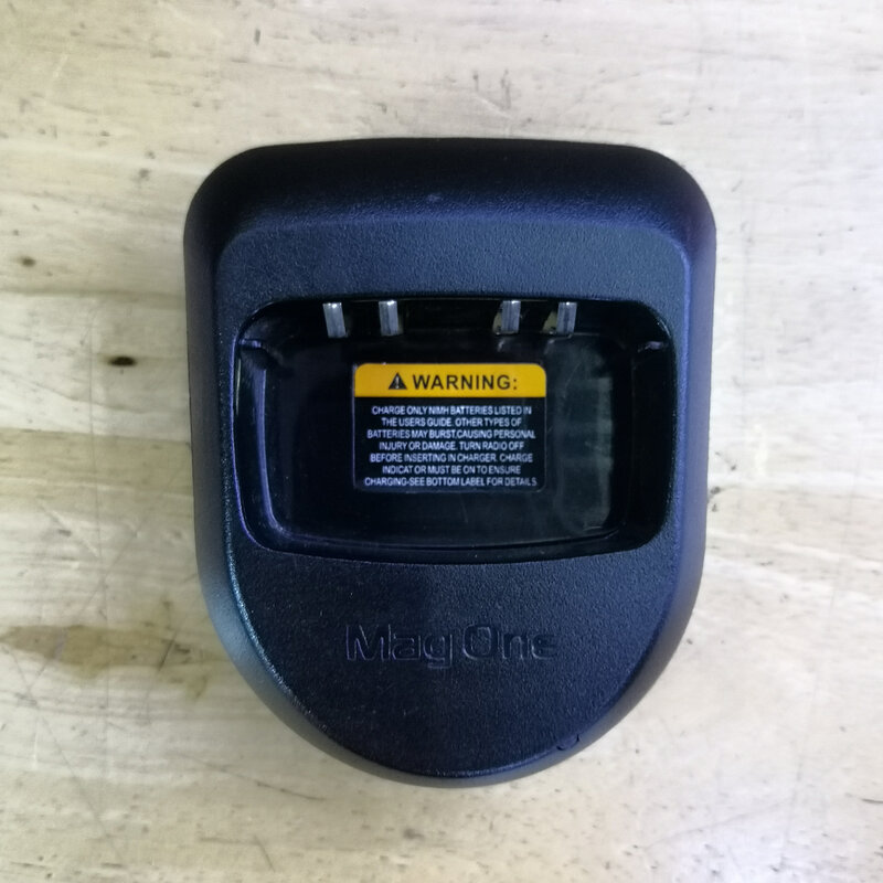 Chargeur de bureau uniquement pour Mag One A8 A6, walkie-talkie, batterie NI-MH