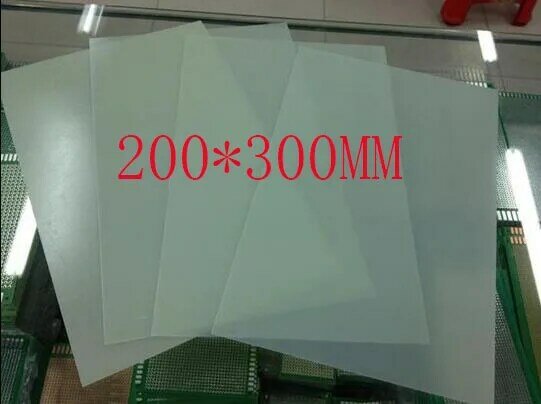 Gratis pengiriman baru 5 buah papan uji suhu tinggi papan kaca hijau 200*300MM 0.5mm penjualan tebal