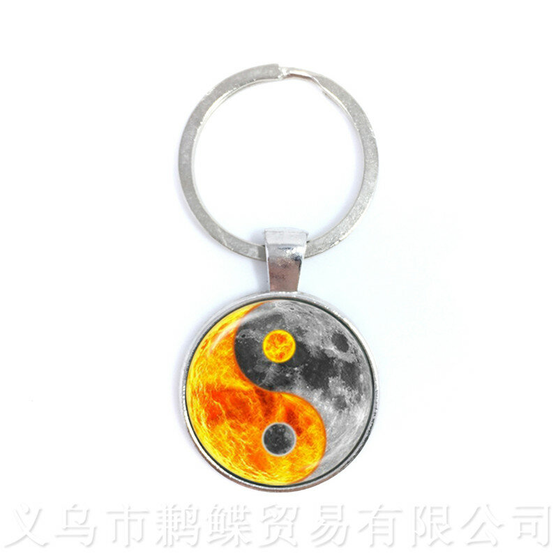 Schwarz und Weiß Yin Yang Symbol Schmuck Glas Dome Schlüsselanhänger Taoismus Buddhismus Spirituelle Yin-Yang Harmonie Schlüsselring
