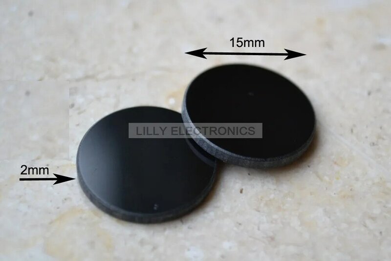 Lentille noire en verre de filtre de 400 à 750nm, diamètre de 15mm permettant uniquement le Laser IR