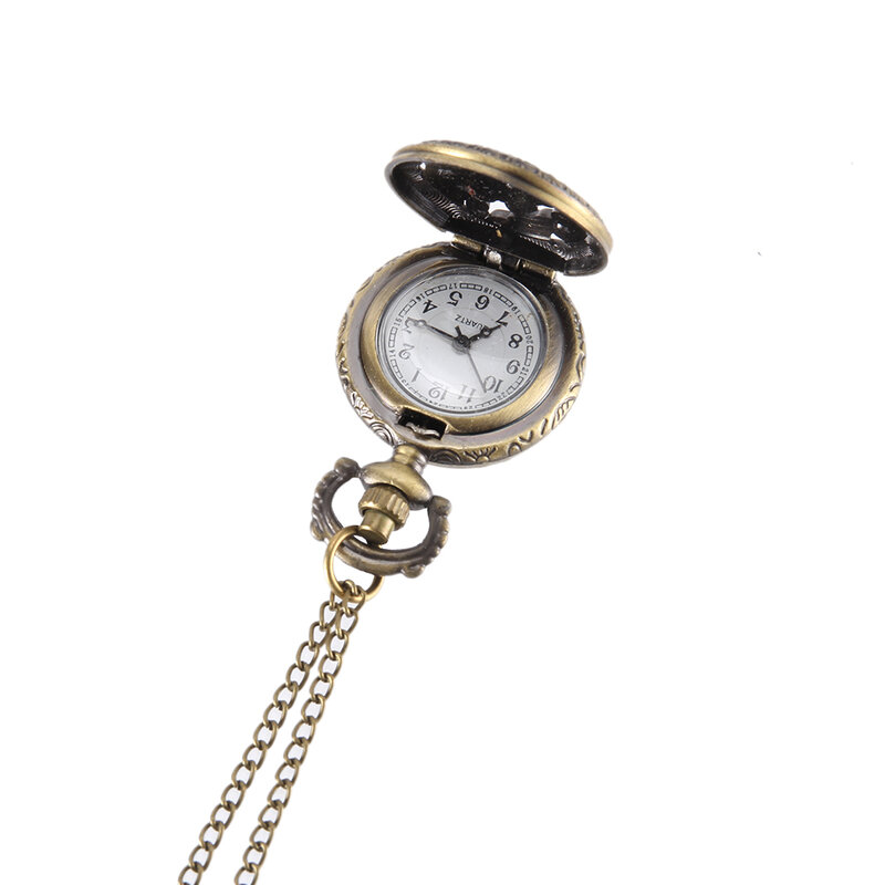 Orologio da tasca Vintage orologio al quarzo Color bronzo con catena fredda Hollow Butterfly Tree orologi LL @ 17