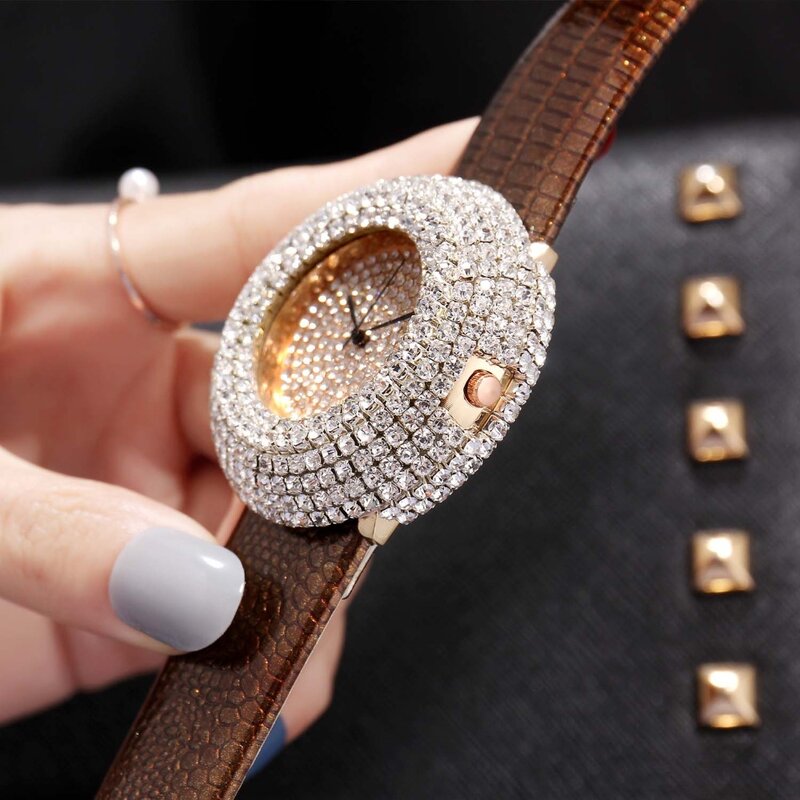 Luksusowe kobiety zegarki duże Bling białe Rhinestone zegarek nowy projektowanie mody zegarek kwarcowy kobiety sukienka na rękę skórzany pasek do zegarka pasek