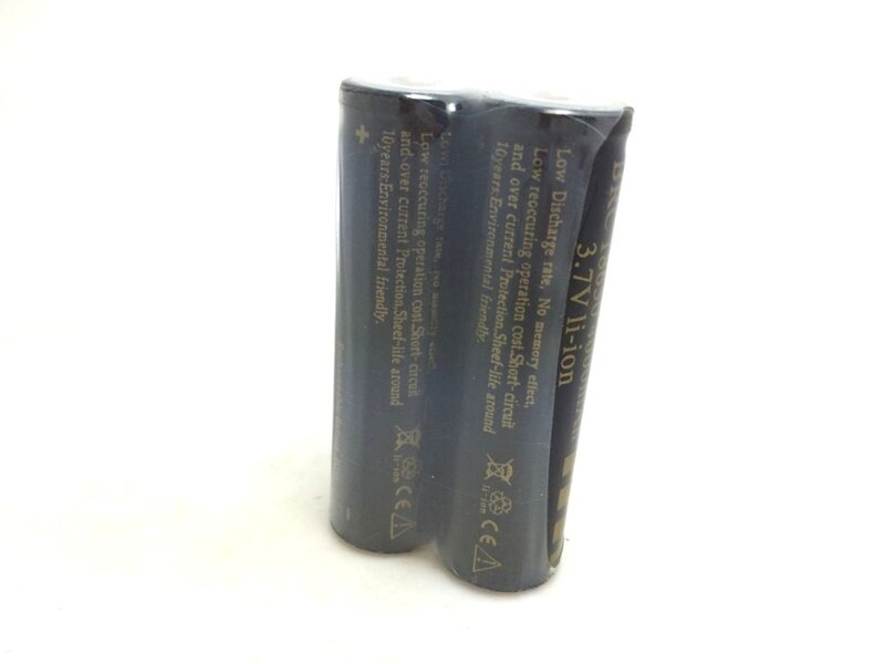 Tinhofire-Batterie 18650 3.7V et 1 pièce tout-en-un, chargeur ion Eddie, 2 pièces