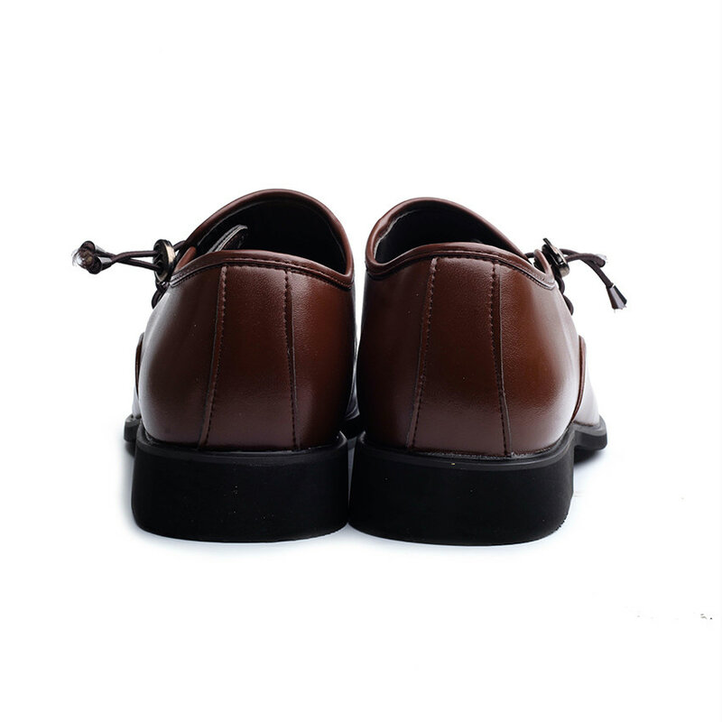 Sepatu Oxford Mode Retro Pria Merek Musim Panas Sepatu Formal Kantor Sepatu Kasual Pria Sepatu Pernikahan Ukuran 38-47