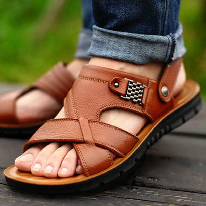 Sandálias de couro masculinas clássicas em tamanho grande 48, sapatos masculinos de verão, sandálias macias romanas, calçados confortáveis para caminhada ao ar livre