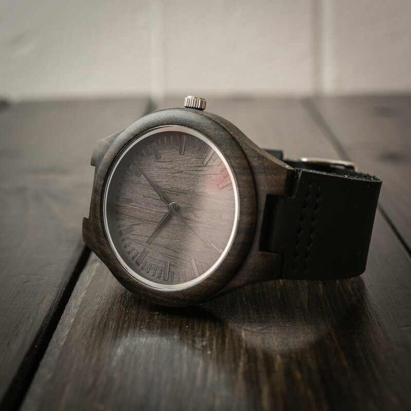 W1800-3 Om Mijn Zoon-Mode Automatische Quartz Sandelhout Mannen Horloge Engravd Hout Horloge Luxe Horloge Verjaardag Afstuderen Geschenken