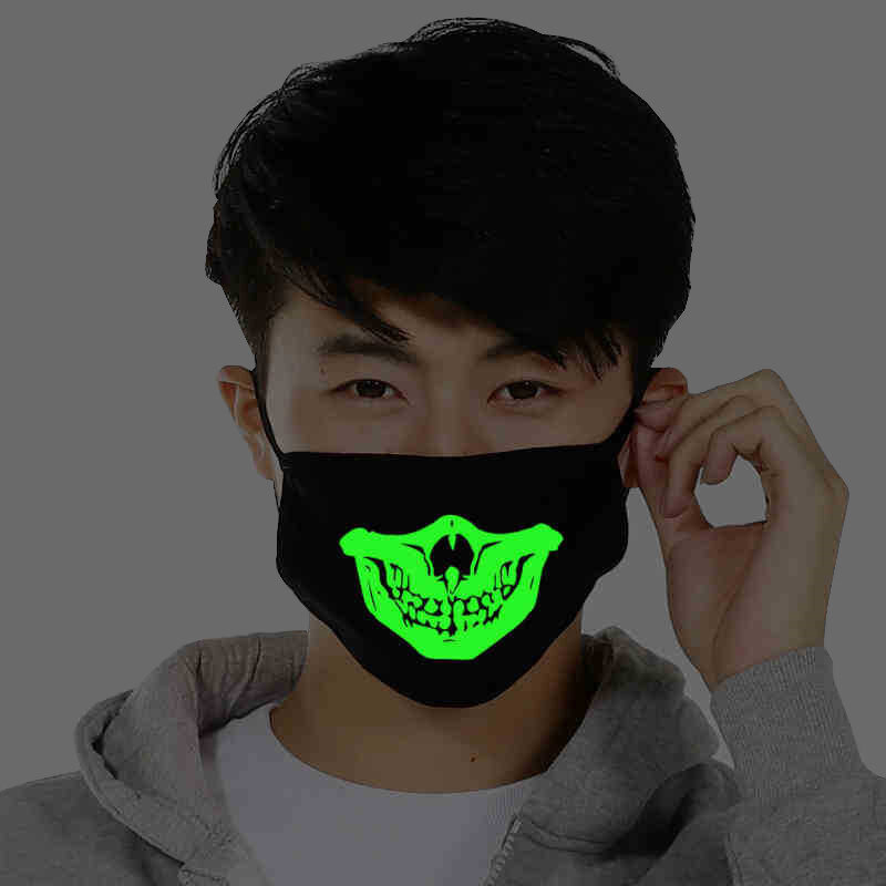 Máscara de boca luminosa negra Noctilucent Kawaii Anime diente Anti-polvo contaminación máscaras de tela de algodón Anti-polvo contaminación las máscaras