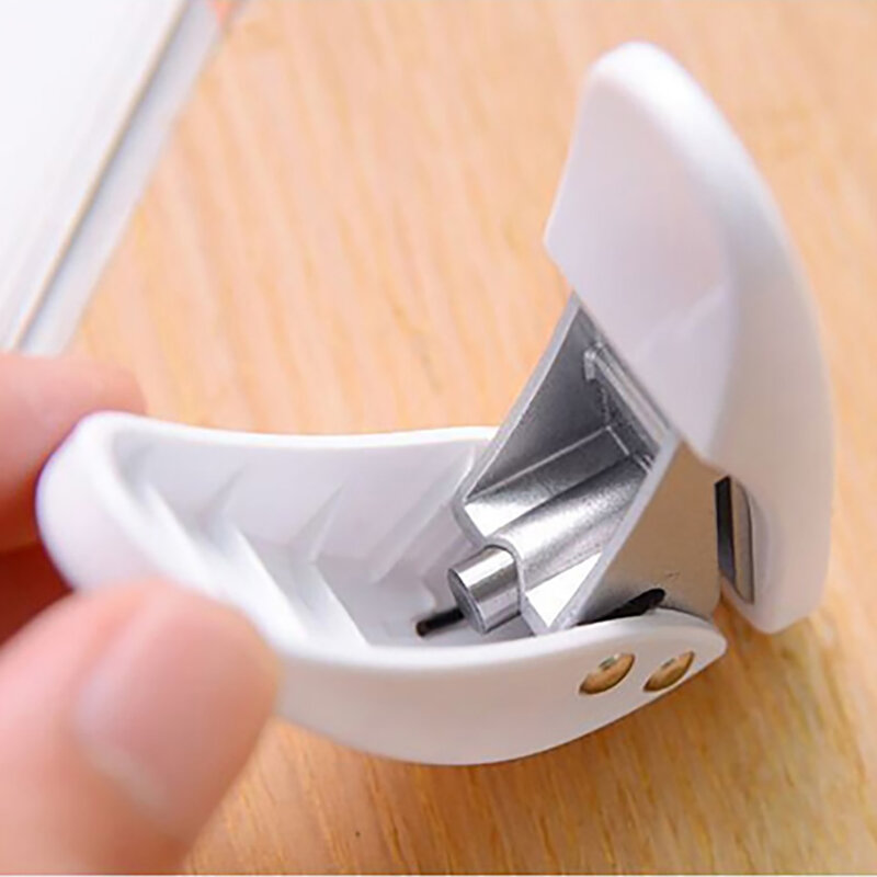 Kawaii Mini Portabel Lubang Tangan Pukulan DIY Notebook Pencetakan Kertas Pukulan Alat Kerajinan Kartu Pemotong Lembar Memo Lubang Pons Alat Tulis