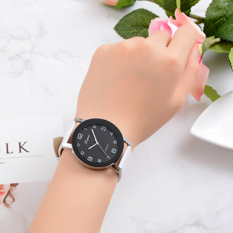 Marka Lvpai bransoletka zegarek kobiety moda skórzany czarny kwarc zegarki damskie zegar Relogio Feminino Reloj Mujer