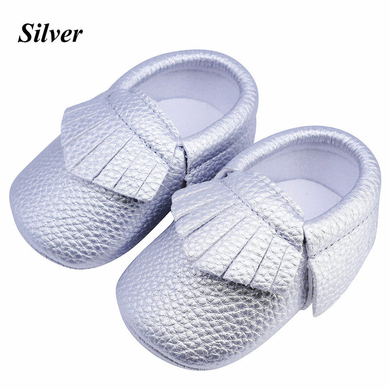 Mocasines de bebé hechos a mano suave inferior moda borlas bebés recién nacidos niñas zapatos 12 colores PU cuero niño niños Prewalkers botas
