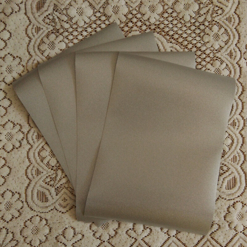 Vinyle Pu flexible à paillettes de couleur argent, format A4 20 "x 39.37", transfert de chaleur pour vêtements t-shirts