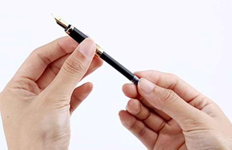 Harga Grosir 40PCS Sekali Pakai Biru dan Hitam Fountain Pen Ink Cartridge Isi Ulang Panjang Fountain Pen Ink Cartridge Isi Ulang