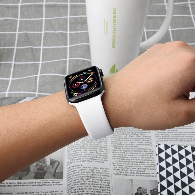 Strap for Apple watch band correa 42mm 38mm iwatch series 44mm 40mm 3 sport silicone bracelet for apple watch band accessories