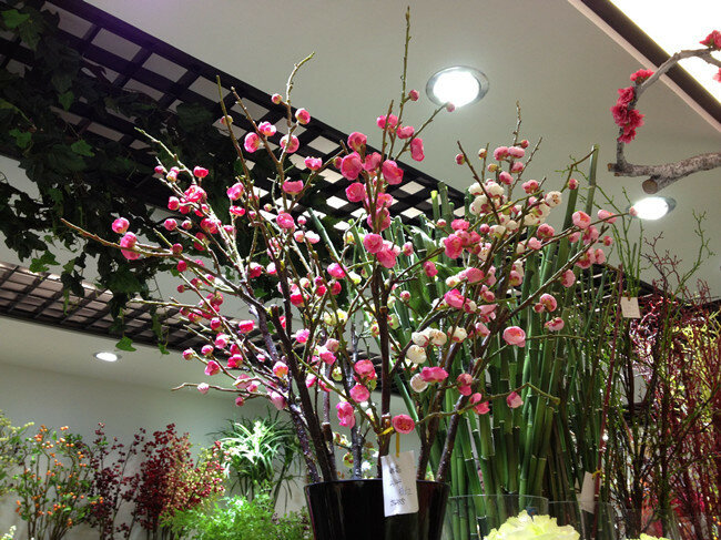 Lojas de fábrica] gem ameixa flor fábrica simulação flores artificiais simulação flor abertura com casamento housewarming