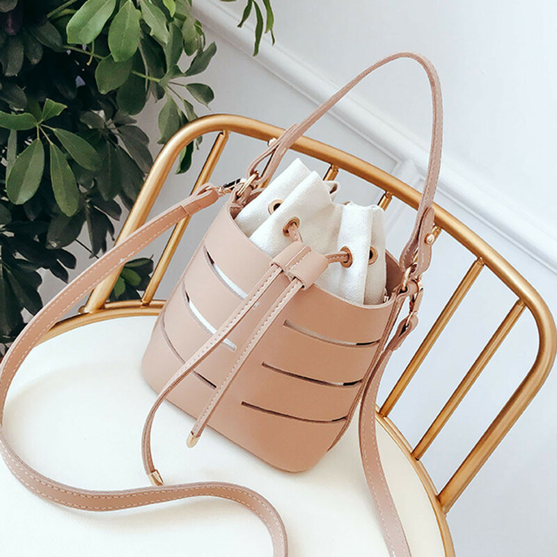 2019 New Women PU Leather Summer New Wave Simple Versatile Slung Shoulder Portable Fashion Pumping Bucket Bag