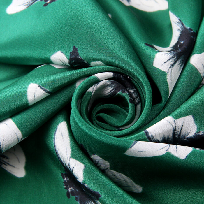 100% Silk Crepe Scarf 65X65cm Women Fashion Scarves New Desigual Green Bees Free Shipping