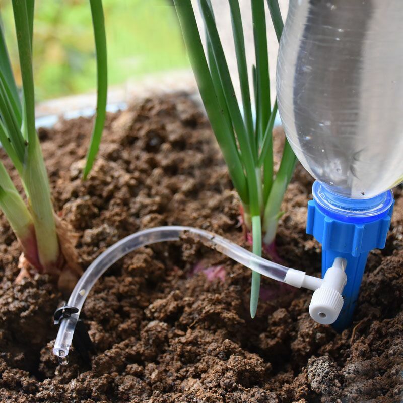 Drip Irrigatie Automatische Plant Waterers Systeem Verstelbare Druppelen Water Spikes Taper Planten Pot Gieter Voor Coke Flessen 1Pcs