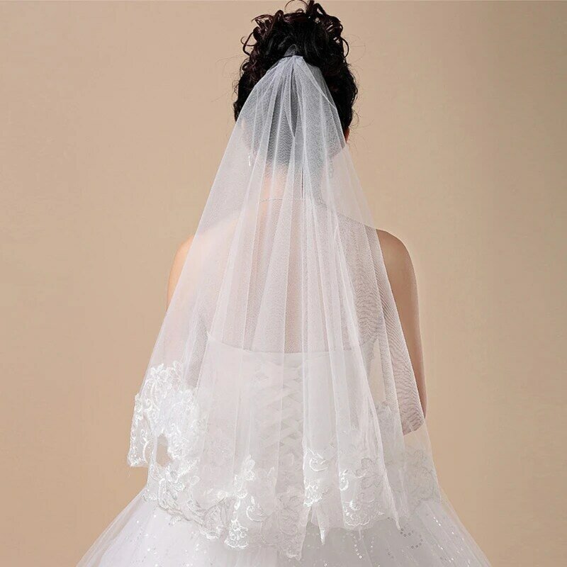Kerudung Pernikahan Pendek Pengantin Wanita 150Cm Applique Tepi Bunga Renda Satu Lapis Putih