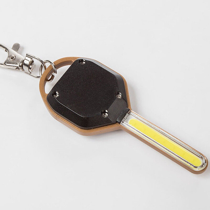 Mini LED latarka światło Mini kluczyk kształt lampa z brelokiem latarka awaryjne Camping Hike światło klucz brelok do kluczy z obręczą latarka łaskawy