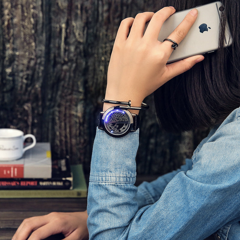 Modny kreatywny moda LED prosty inteligentny zegarek z ekranem dotykowym elektroniczny zegarek męski i samica para