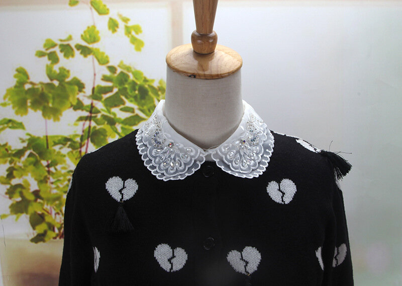 Original beautiful white flower autumn winter shirt detachable Embroidered Crystal Necklace Vest Blouse False Stand Collar